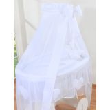 Interior Acolchado con Ropa de Cama Blanca