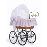 Cuna moisés retro de mimbre Jasmine natural con textil rosa – vista frontal